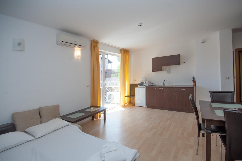 Stella Polaris Apartcomplex ซันนีบีช ห้อง รูปภาพ
